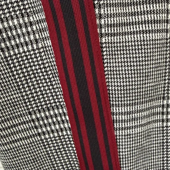 Express Gray Plaid Women’s Dressy Joggers - Picture 3 of 4